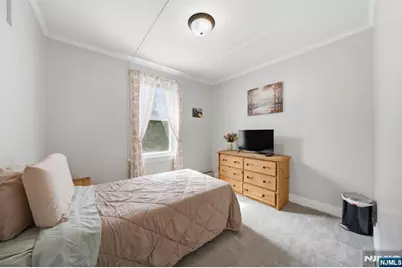 9 Vreeland Avenue, East Rutherford, NJ 07073 - Photo 19