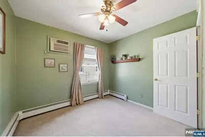 9 Vreeland Avenue, East Rutherford, NJ 07073 - Photo 21