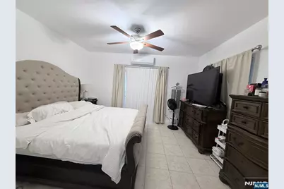 334 71st Street, Guttenberg, NJ 07093 - Photo 9