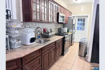 334 71st Street, Guttenberg, NJ 07093 - Photo 5