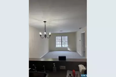 189 Forest Avenue 317 #317, Paramus, NJ 07652 - Photo 7