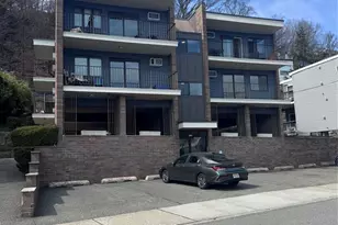 148 Undercliff Ave 4, Edgewater, NJ 07020 - Photo 5