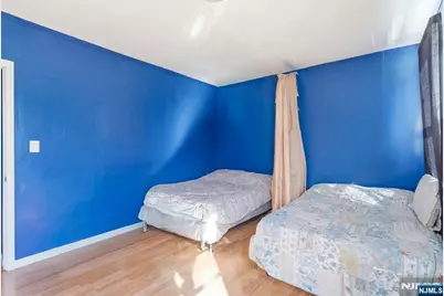 29 Victoria Avenue, Newark, NJ 07104 - Photo 17