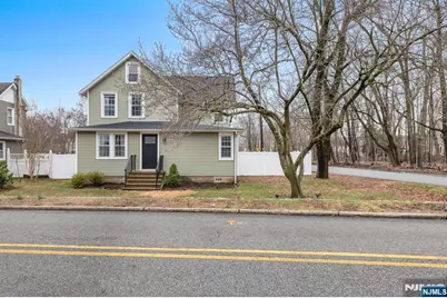 113 Meadowbrook Avenue, Wanaque, NJ 07465 - Photo 1