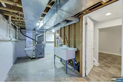 488 Fairlawn Parkway, Saddle Brook Township, NJ 07663 - Photo 39