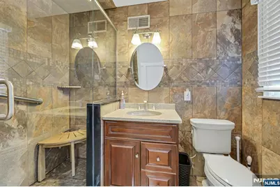 488 Fairlawn Parkway, Saddle Brook Township, NJ 07663 - Photo 19