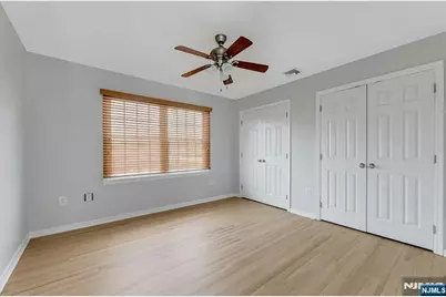 488 Fairlawn Parkway, Saddle Brook Township, NJ 07663 - Photo 29