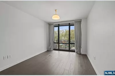 320 Adolphus Avenue 404 #404, Cliffside Park, NJ 07010 - Photo 9
