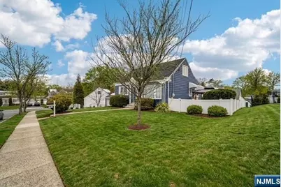 470 Capitol Road, New Milford, NJ 07646 - Photo 3