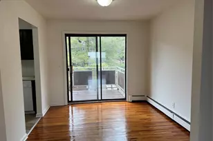 101 Bellgrove Dr 1B, Mahwah, NJ 07430 - Photo 3