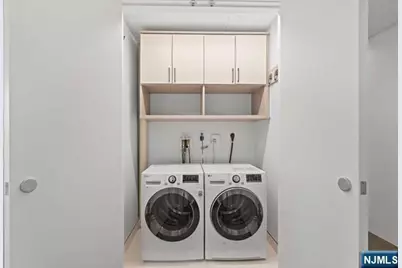 320 Adolphus Avenue 404 #404, Cliffside Park, NJ 07010 - Photo 13