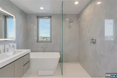 320 Adolphus Avenue 916 #916, Cliffside Park, NJ 07010 - Photo 19