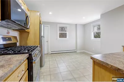 56 Woodward Avenue 2 #2, Rutherford, NJ 07070 - Photo 13