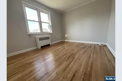 103A Hastings Avenue, Rutherford, NJ 07070 - Photo 3