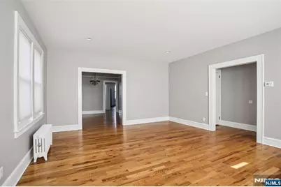 105 Livingston Avenue 1 #1, Lyndhurst Township, NJ 07071 - Photo 3