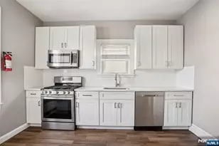 105 Livingston Ave 1, Lyndhurst Township, NJ 07071 - Photo 7