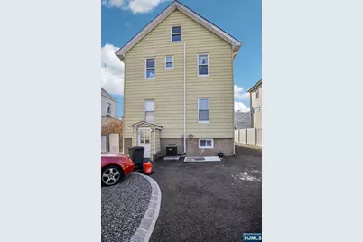 105 Livingston Avenue 1 #1, Lyndhurst Township, NJ 07071 - Photo 13
