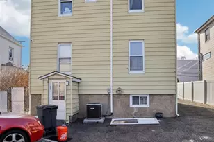 105 Livingston Ave 1, Lyndhurst Township, NJ 07071 - Photo 13