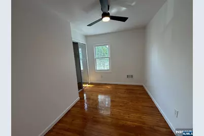 1127 Earle Place, Plainfield, NJ 07062 - Photo 9