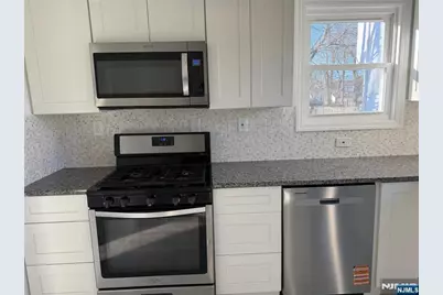 1127 Earle Place, Plainfield, NJ 07062 - Photo 5