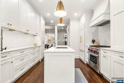 903 Washington Street, Hoboken, NJ 07030 - Photo 9