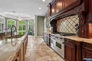 35 Echo Ridge Rd, Upper Saddle River, NJ 07458 - Photo 13