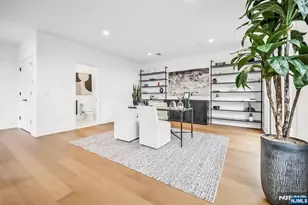 2 Skye Dr, Paramus, NJ 07652 - Photo 23