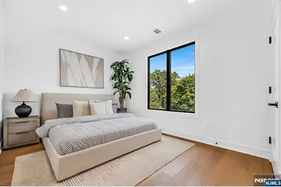 2 Skye Drive, Paramus, NJ 07652 - Photo 17