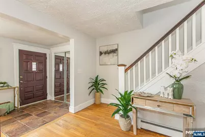 133 Forest Avenue, Lyndhurst Township, NJ 07071 - Photo 5