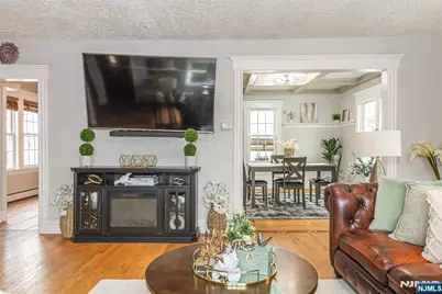 133 Forest Avenue, Lyndhurst Township, NJ 07071 - Photo 15