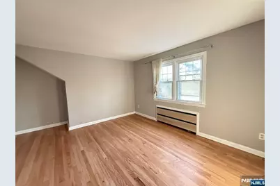 175 Van Winkle Street 2nd Fl #2nd fl, East Rutherford, NJ 07073 - Photo 13