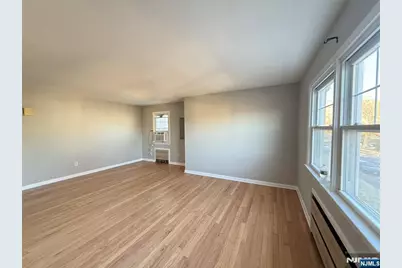 175 Van Winkle Street 2nd Fl #2nd fl, East Rutherford, NJ 07073 - Photo 7