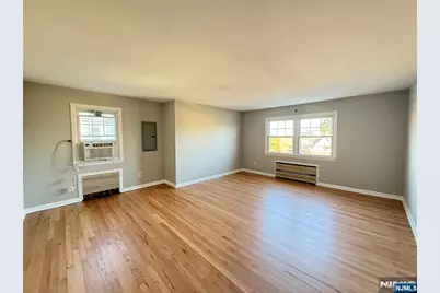 175 Van Winkle Street 2nd Fl #2nd fl, East Rutherford, NJ 07073 - Photo 3