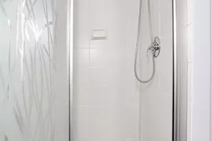 200 Grand Cove Way 2A, Edgewater, NJ 07020 - Photo 27