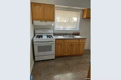 32-34 Halstead Street 6 #6, Kearny, NJ 07032 - Photo 1