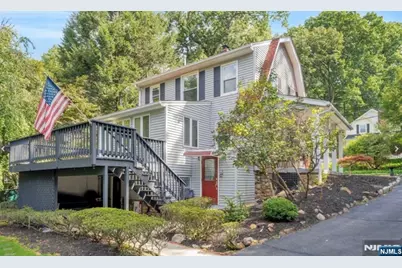 34 Forest Avenue, Montvale, NJ 07645 - Photo 19