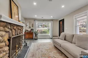 34 Forest Ave, Montvale, NJ 07645 - Photo 3