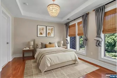 31 Cambridge Way, Weehawken, NJ 07086 - Photo 15