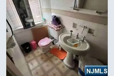 285 6th Street, Newark, NJ 07107 - Photo 9