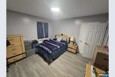 451 Wilson Avenue, Lyndhurst Township, NJ 07071 - Photo 15
