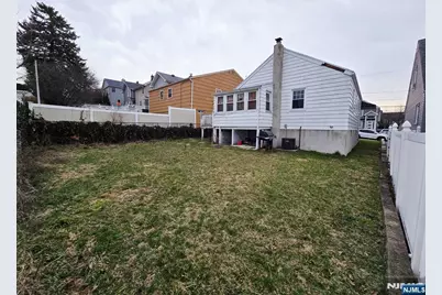 451 Wilson Avenue, Lyndhurst Township, NJ 07071 - Photo 25