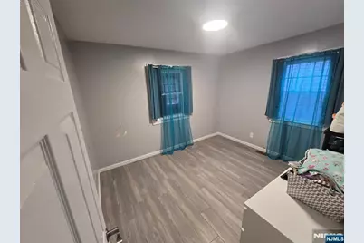 451 Wilson Avenue, Lyndhurst Township, NJ 07071 - Photo 11