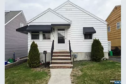 451 Wilson Avenue, Lyndhurst Township, NJ 07071 - Photo 3