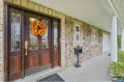 18 Harwood Place, Wayne, NJ 07470 - Photo 5