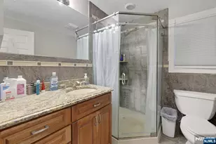 18 Harwood Pl, Wayne, NJ 07470 - Photo 31