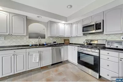 18 Harwood Place, Wayne, NJ 07470 - Photo 25