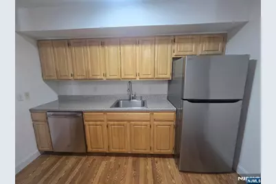 65 Fairview Street 1H #1H, Palisades Park, NJ 07650 - Photo 5