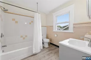 42 Walnut St, Rutherford, NJ 07070 - Photo 21