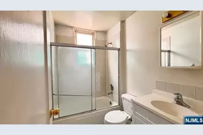 758 Hamilton Street 2 #2, Harrison, NJ 07029 - Photo 19