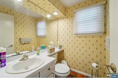 14 Eton Place, Springfield, NJ 07081 - Photo 11